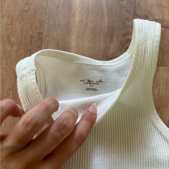 Urban Outfitters Out from Under white ribbed high neck cropped tank - small - Picture 3 of 3